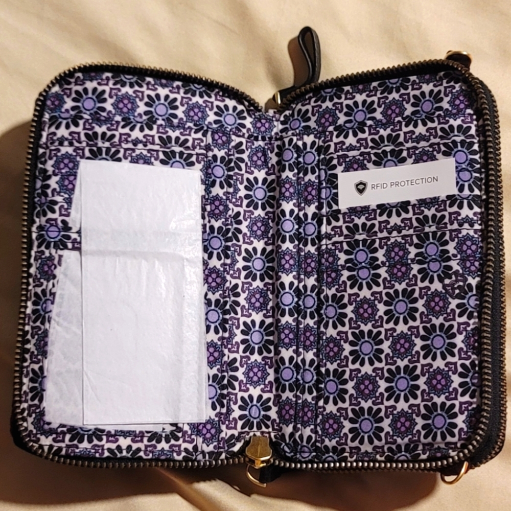 NWT Vera Bradley Iconic RFID All In One Crossbody Clutch Wallet Purse - Picture 4 of 7